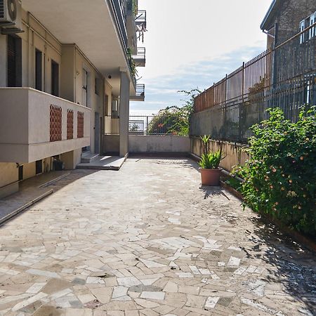 Sostanza - Rooms In Katanya Dış mekan fotoğraf